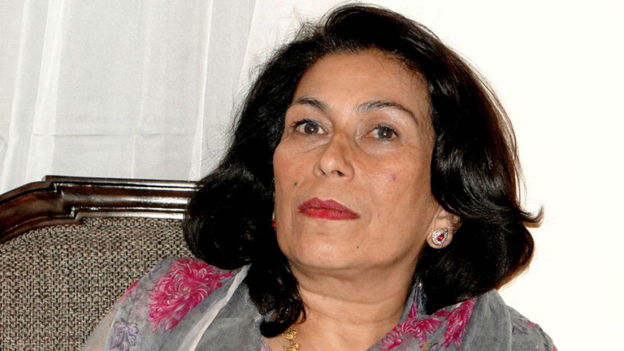 Makhdoom Saeed –u- Zaman pays tribute to Begum Nusrat Bhutto