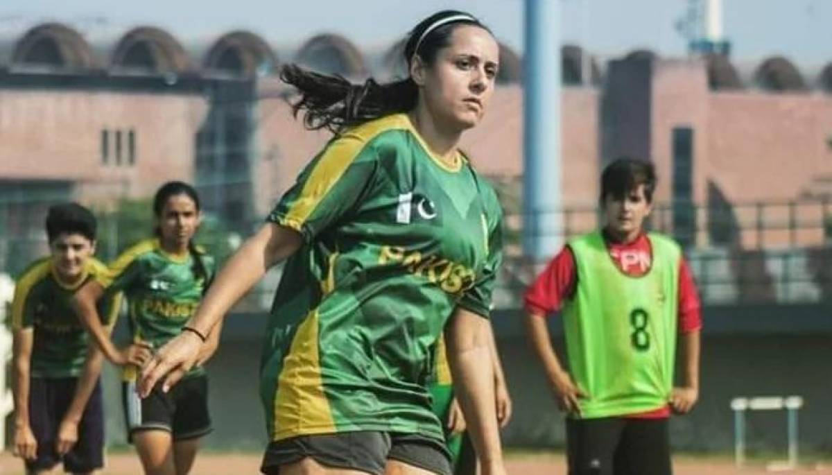 Pakistani Women Football Captain Maria gets 2nd Bint-e-Hawa achievement awards