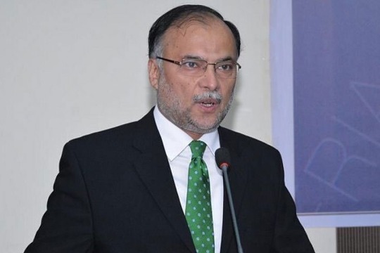 Ahsan Iqbal highlights CPEC achievements, Sino-Pak deepening ties