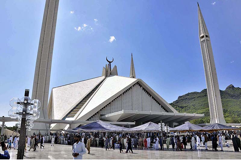 A large number of faithful coming out after offering Namaz-e-Juma-tul-Wida (Friday prayer) at Faisal Masjid during holy month of Ramzan