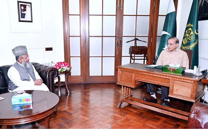 Religious Scholar Mufti Raghib Hussain Naeemi calls on Prime Minister Muhammad Shehbaz Sharif