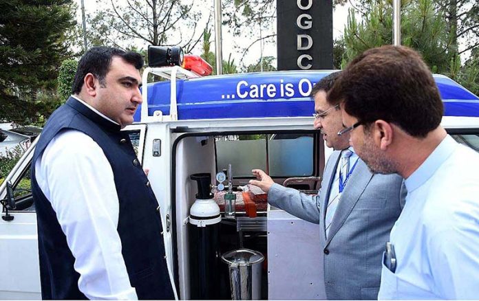 At the OGDCL Head Office, Deputy Speaker of the National Assembly, Zahid Akram Durrani, being briefed about the ambulances