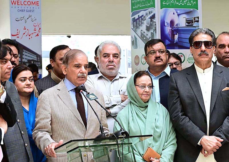 Prime Minister Muhammad Shehbaz Sharif talking to the media at institute of Urology and Transplantation Rawalpindi.