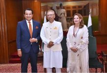 President Dr Arif Alvi exchanging Eid greetings with people from different walks of life, including diplomats, at an Eid Milan event, at Governor House