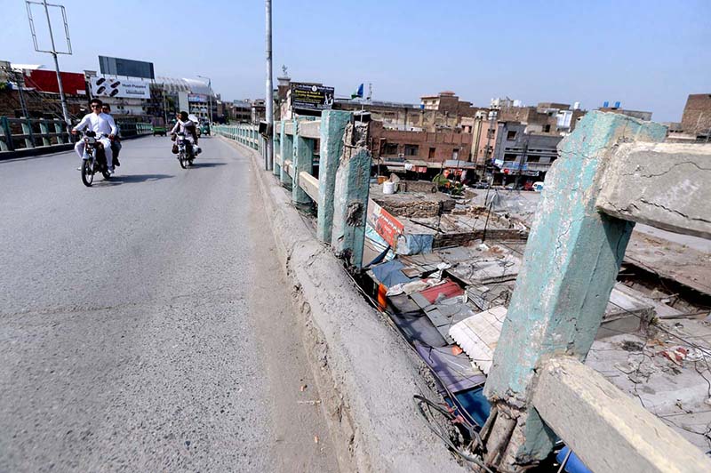 A dilapidated view of Faqirabad Flyover need attention to concern authority