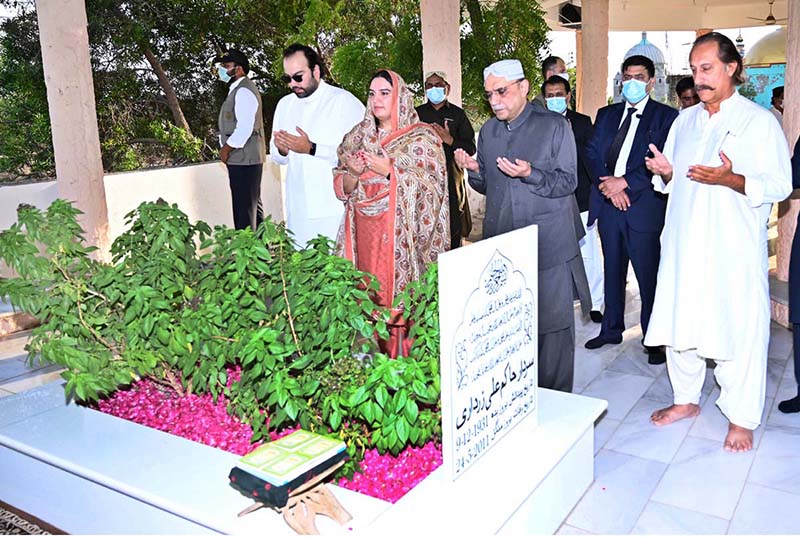 Former President Asif Ali Zardari along with his daughter Ms. Bakhtawar Bhutto Zardari and Mehmood Chaudhry offering Fateha at the grave of Sardar Hakim Ali Zardari at their ancestral graveyard Balu Ja Qaba on the first day of Eid-ul-Fitar