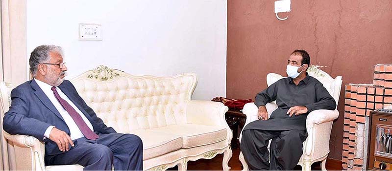 Federal Minister for Science and Technology Agha Hassan Baloch meets Dr.Mukhtar Ahmed, Chairman HEC