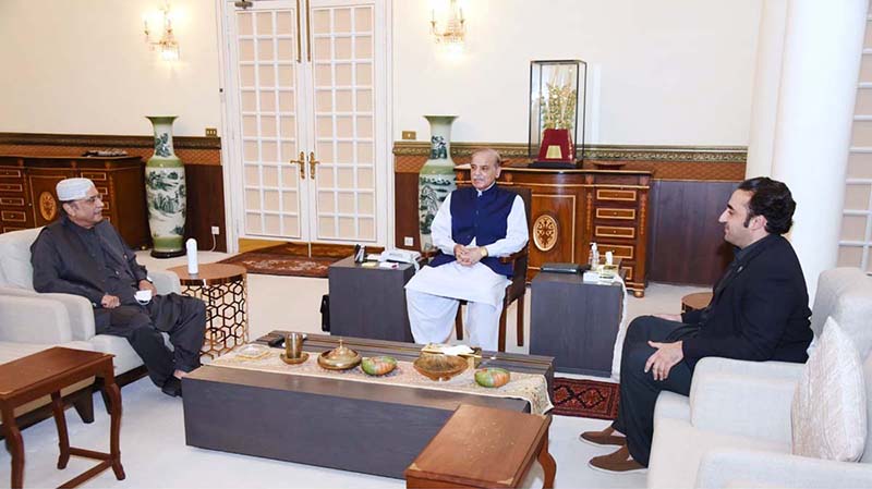 Former President Asif Ali Zardari and Foreign Minister & Chairman Pakistan People’s Party, Bilawal Bhutto Zardar call on Prime Minister Muhammad shehbaz Sharif