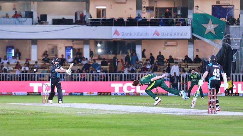 Pakistan and New Zealand Cricket team in action during the 3rd T-20 match at Rawalpindi Cricket Stadium