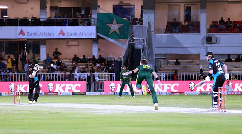 Pakistan and New Zealand Cricket team in action during the 3rd T-20 match at Rawalpindi Cricket Stadium