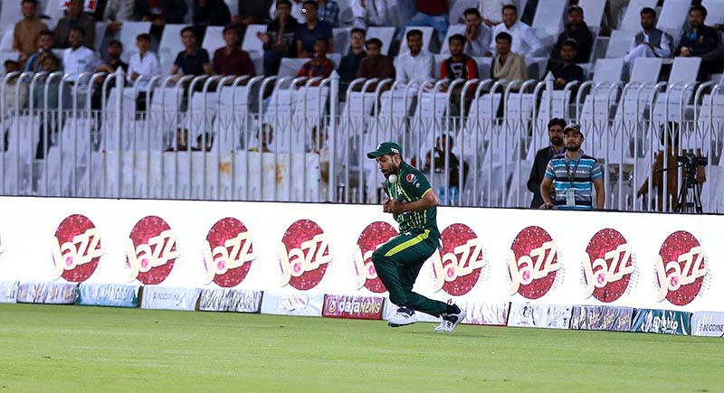 Pakistan and New Zealand Cricket team in action during the 3rd T-20 match at Rawalpindi Cricket Stadium