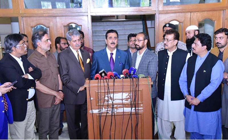 Three Members Dialogue Committee of Pakistan People’s Party headed by Syed Yousaf Raza Gillani and Leaders of MQM talking to media