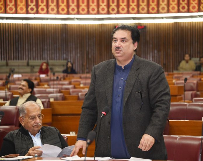 Govt wants to hold elections after completing census: Dastagir