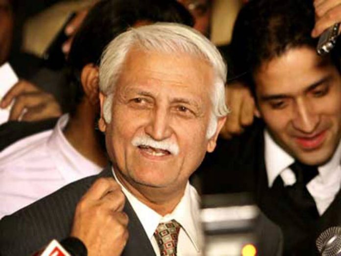 Dialogue crucial to address political crises: Farhatullah Babar