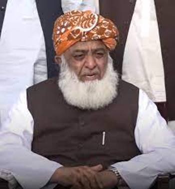 PDM to stage 'protest in front of SC' on Monday: Fazl