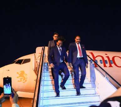 Ethiopian Airlines maiden flight accorded warm welcome at Karachi Airport