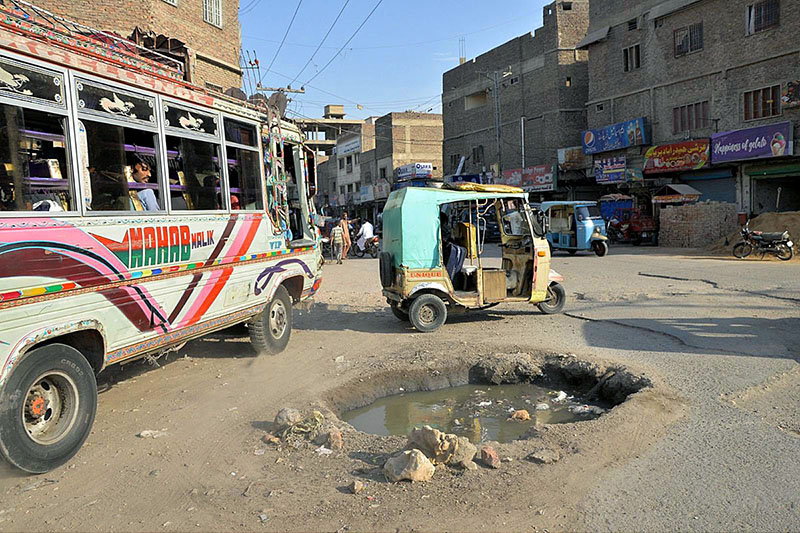 A view of open the main hole at Hali Road Chowk need the attention of concerned authorities