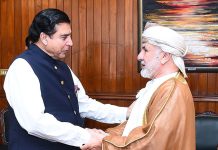 Speaker National Assembly Raja Pervez Ashraf receiving Deputy Chairman State Council of Oman Sheikh Dr. Al-Khattab bin Ghalib bin Ali Al-Hinai at Parliament House