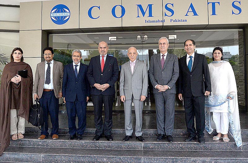Ambassador Dr. Mohammad Nafees Zakaria, Executive Director COMSATS and Mr. Kamil Mehmood, Co-Founder & Director Syndesis Health Inc. shaking hands after (MoU) signing ceremony of the Syndesis Health Inc. USA for “Genomic Sequencing Programs” at COMSATS Secretariat