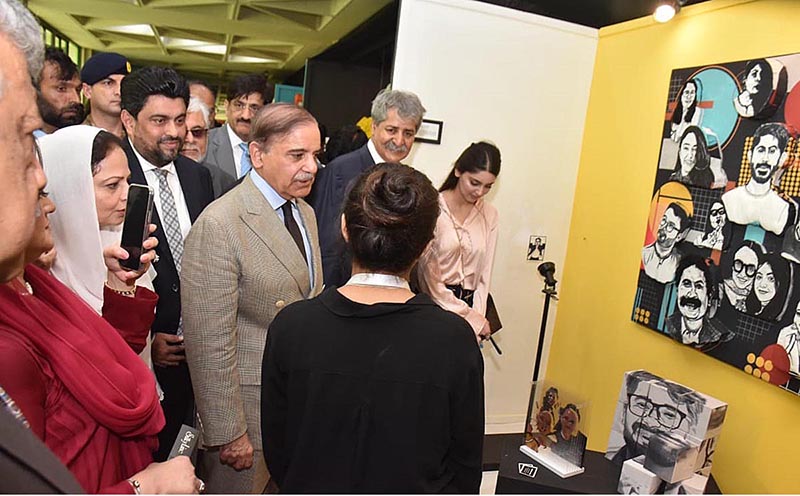 Prime Minister Muhammad Shehbaz Sharif visiting different stalls in Textile Expo (TEXPO) 2023
