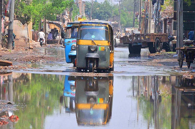 Sewage water accumulated on the Aljilan Road and needs the attention of concerned authorities