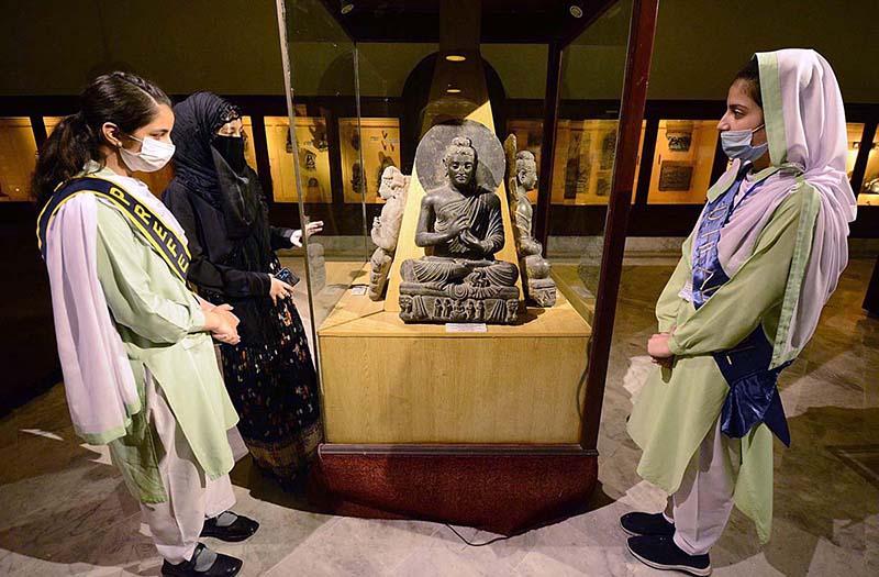 Students visits Peshawar Museum on International Museum Day