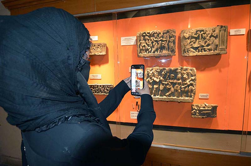 Students visits Peshawar Museum on International Museum Day