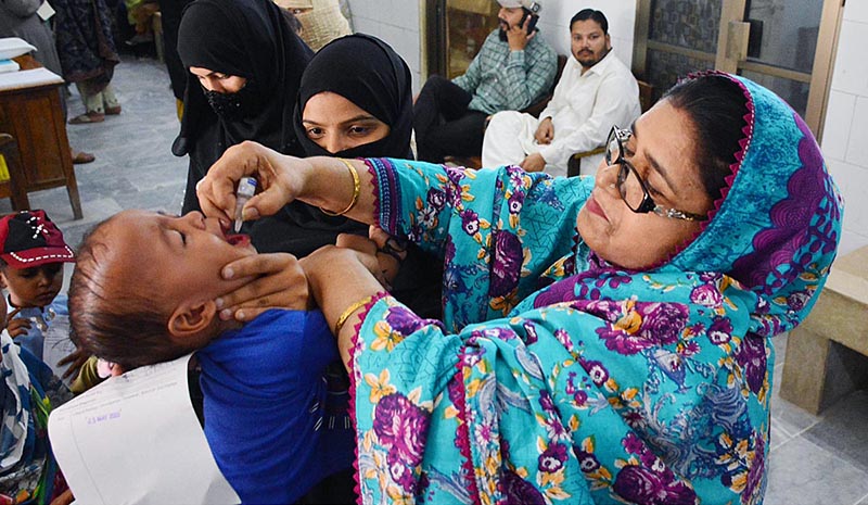 Polio vaccination drive in selected districts continues