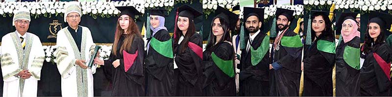 President Dr. Arif Alvi conferring degrees upon the graduating students at the first convocation of HITEC Institute of Medical Sciences