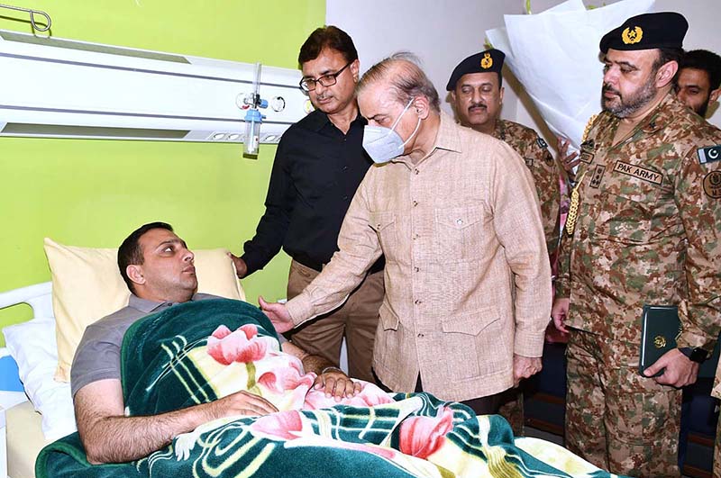 Prime Minister Muhammad Shehbaz Sharif visits CMH Lahore and meets officers and soldiers injured on 9th may during the violent protest