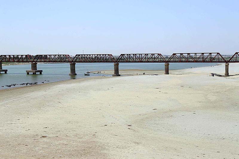 A view of dry beds of River Indus at Kotri Bridge