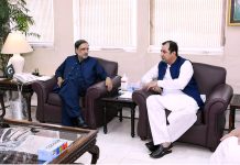 Chief Minister Gilgit Baltistan Mr. Khalid Khursheed called on Advisor to the Prime Minister on Kashmir Affairs and Gilgit Baltistan Mr. Qamar Zaman Kaira
