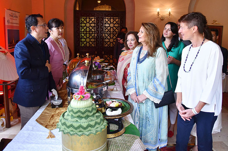 First lady Begum Samina Alvi inaugurating an international food festival at a hotel