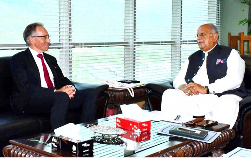 High Commissioner of Australia to Pakistan, H.E Mr. Neil Hawkins called on Federal Minister for Human Rights, Mian Riaz Hussain in Federal Capital