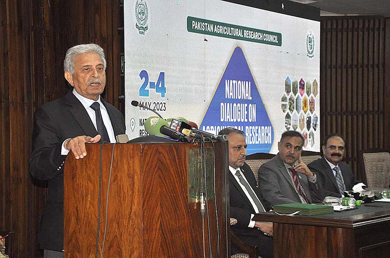 Federal Minister for Education and Professional Training Rana Tanveer Hussain addressing at 3-day seminar on "National Dialogue on Agricultural Research" at PARC in Federal Capital