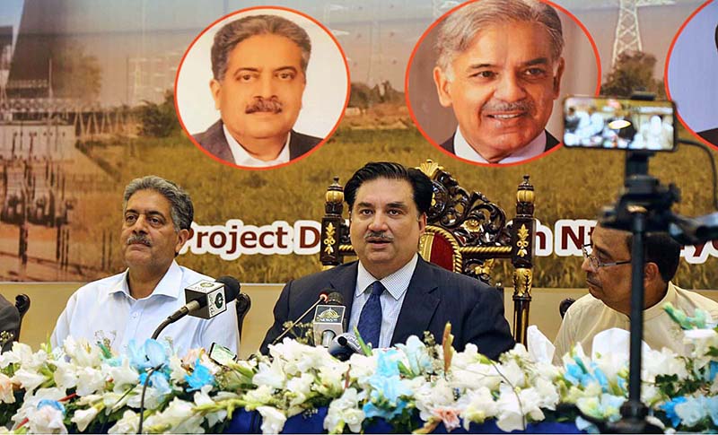 Federal Minister for Energy and Power Division, Engineer Khuram Dastagir Khan addressing media persons during a press conference