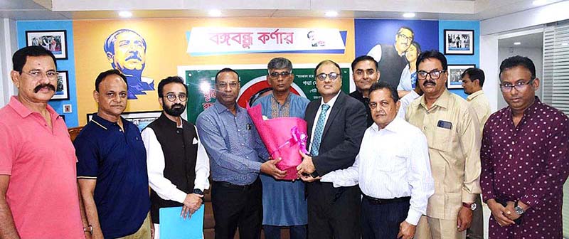 High Commissioner for Pakistan to Bangladesh, Imran Ahmed Siddiqui with the President and members of Rajshahi Chamber of Commerce and Industry RCCI during visit to the Chamber
