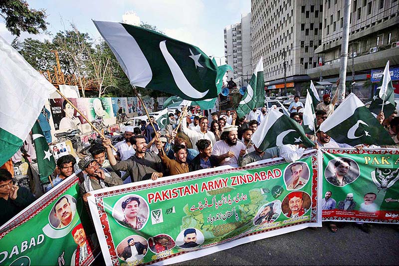 Sindhi Pathan Association takes out a rally to show solidarity with Pakistan's Army at Karachi Press Club