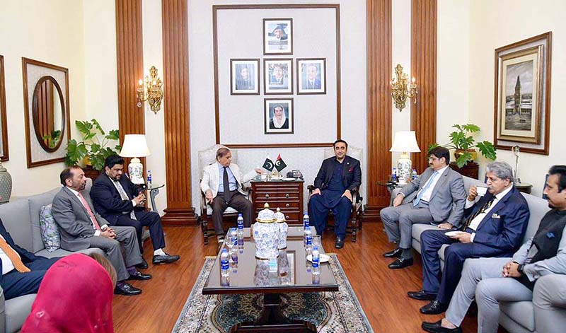 Prime Minister Muhammad Shehbaz Sharif meets Foreign Minister Bilawal Bhutto Zardari at CM House. Federal Ministers Syed Naveed Qamar, Syed Faisal Sabzwari, Marriyum Aurangzeb, Minister for State Dr. Musadiq Malik, Governor Sindh Kamran Tessori, Chief Minister Sindh Syed Murad Ali Shah and MQM's Dr. Farooq Sattar are also present in the meeting