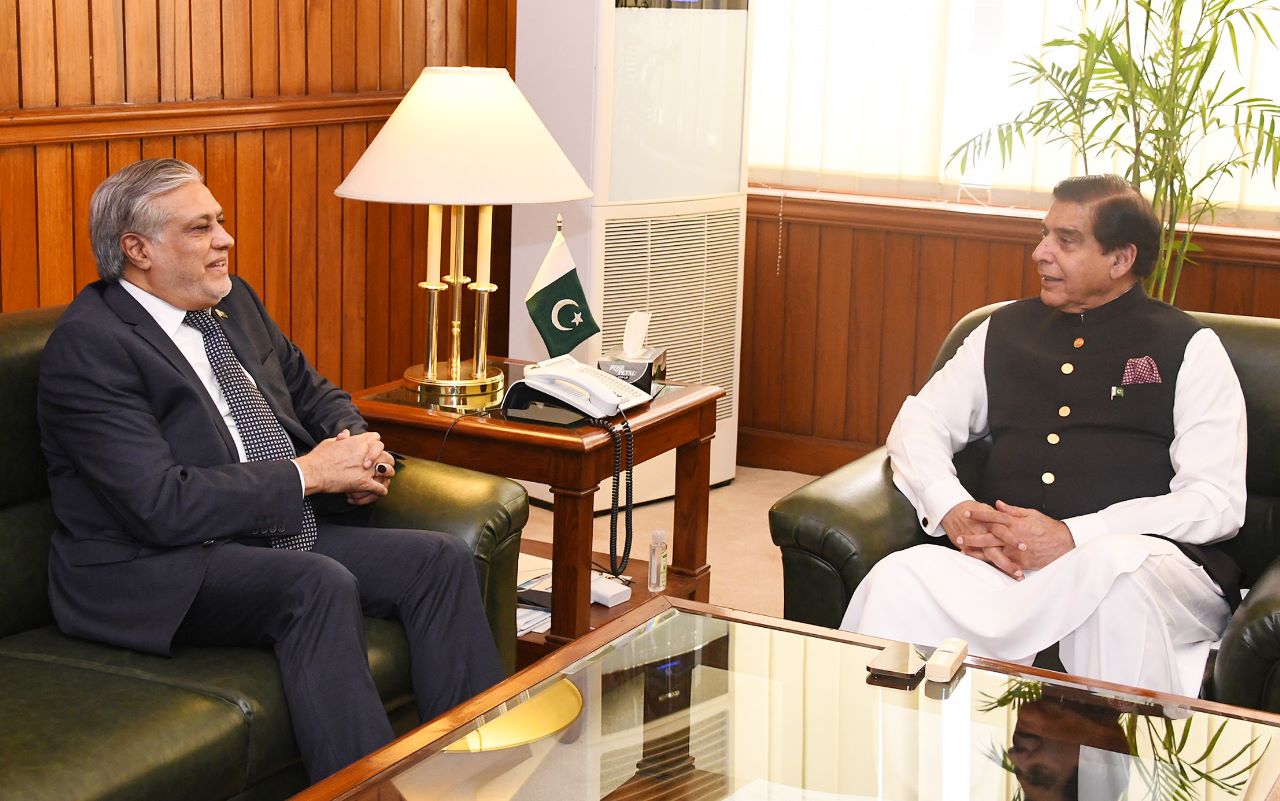 NA Speaker meets Finance Minister, discusses economic, political situation