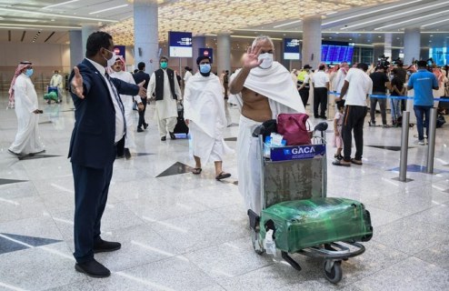 Over 40,000 Pakistani pilgrims safely arrive in S.Arabia via 158 flights