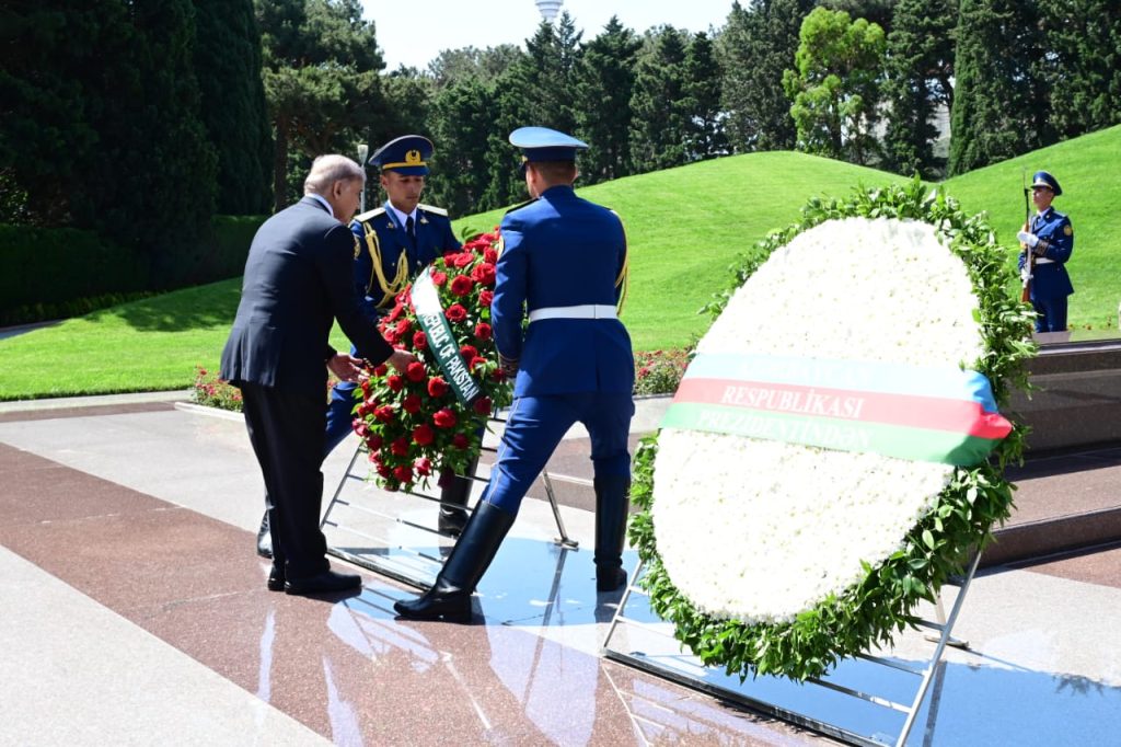 PM Shehbaz visits mausoleum of Azerbaijan's first President