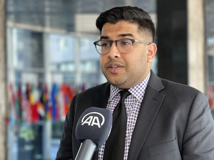 US engages with Pakistan on all issues, desires to see it prosper: State Dept.