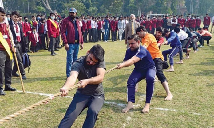 Peshawar, Bajaur, Orakzai, Lakki Marwat enters into Tug-of-War semi-finals in Inter-Madrasas Games