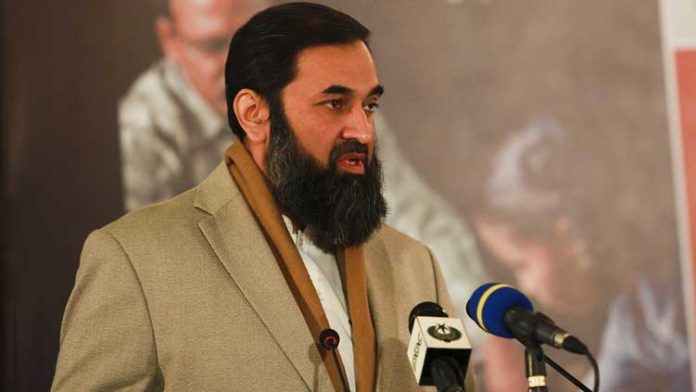 Governor Punjab asks medical students to equip contemporary knowledge of their field