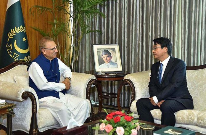 The outgoing Ambassador of the Republic of Korea, Suh Sangpyo, paid a farewell call on President Dr. Arif Alvi at Aiwan-e-Sadr The outgoing Ambassador of the Republic of Korea, Suh Sangpyo, paid a farewell call on President Dr. Arif Alvi at Aiwan-e-Sadr