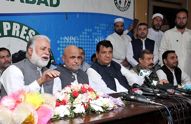 Engineer Amir Muqam, Advisor to Prime Minister for National Heritage and Culture Division, Alhaj Shah Jee Gul Afridi Ex MNA and Federal Minister for Parliamentary Affairs Murtaza Javed Abbasi addressing press conference at Press Club