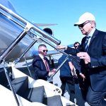 After completing his 2-days official visit to Azerbaijan, Prime Minister Muhammad Shehbaz Sharif departed Baku for Pakistan. Azerbaijan’s First Deputy Prime Minister Yagub Eyyubov and other senior Azeri officials were at the airport to say goodbye to the Premier