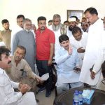 SAPM Rana Mubashir Iqbal listening problems of people in Khuli Kachehri at his Dera situated in Khayaban-i-Ameen