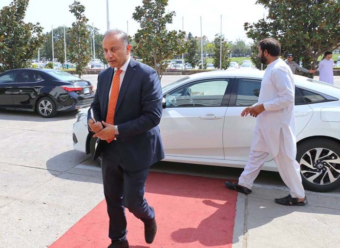 Minister of State for Petroleum, Dr. Musadik Malik arrives to attend budget session at Parliament House